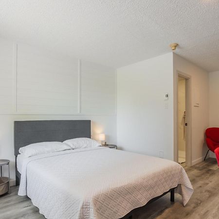 Motel Champlain Brossard Exterior foto